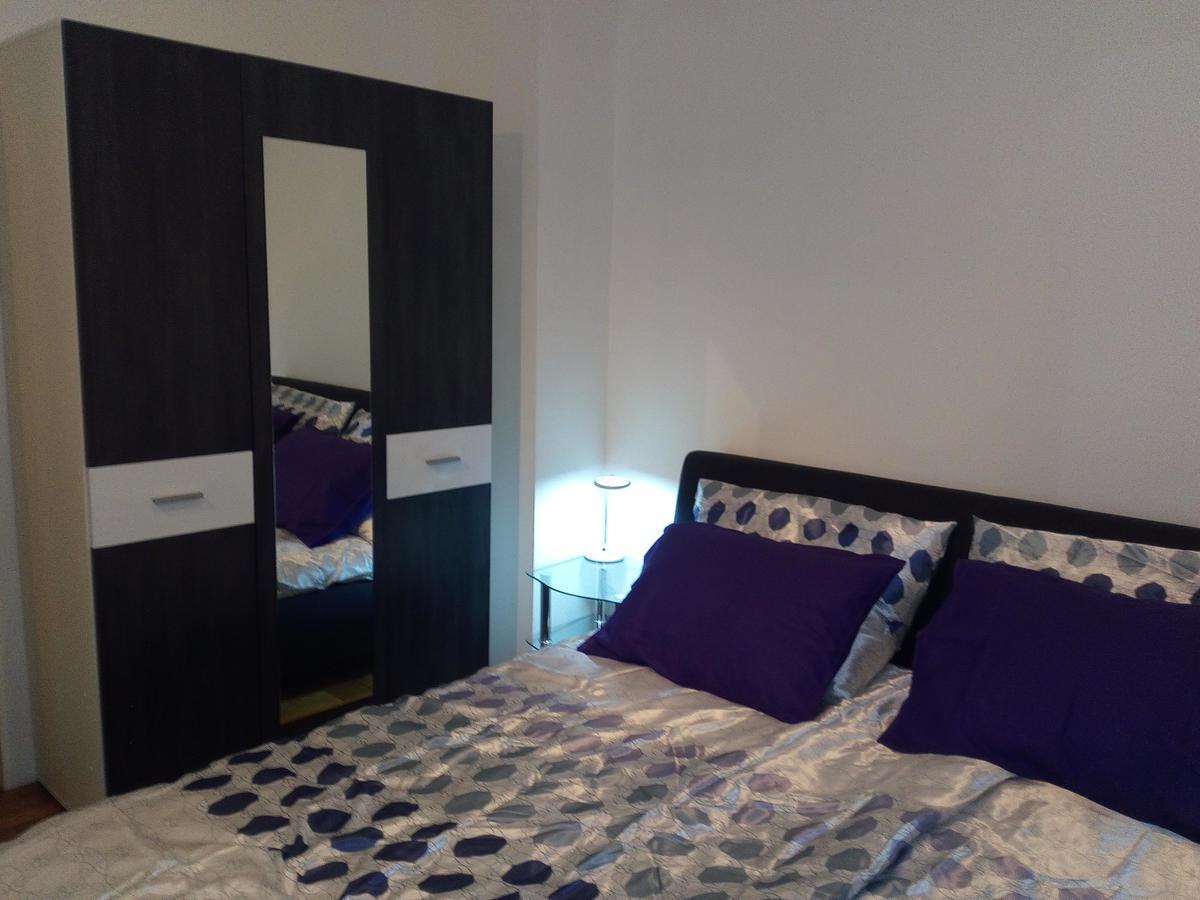 Apartment Aska Beograd Bagian luar foto