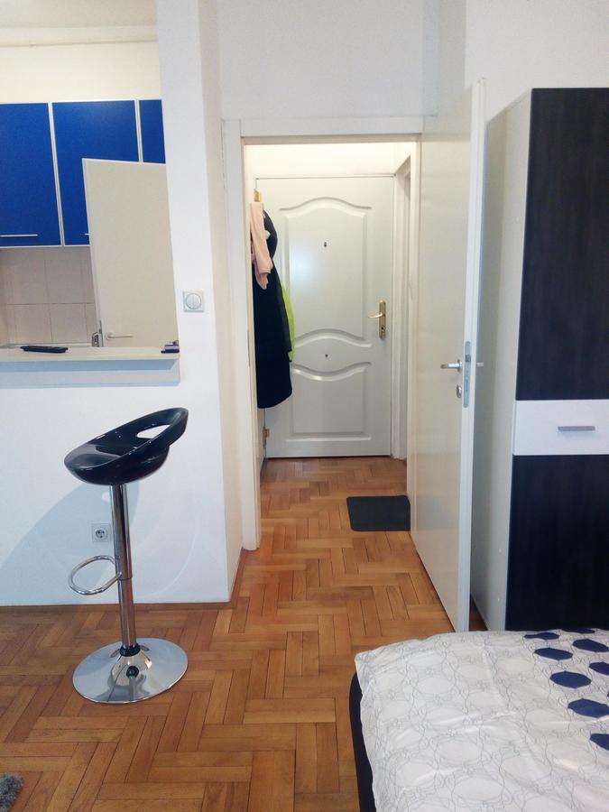 Apartment Aska Beograd Bagian luar foto