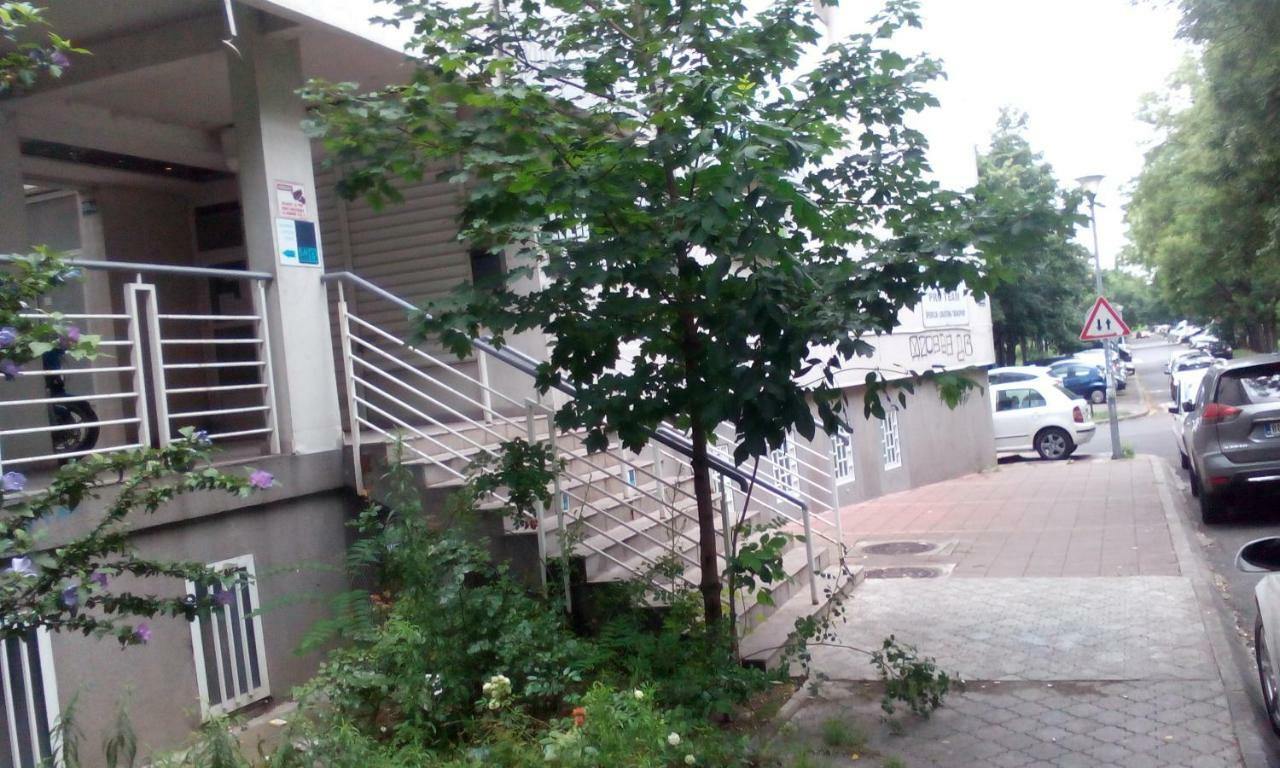 Apartment Aska Beograd Bagian luar foto